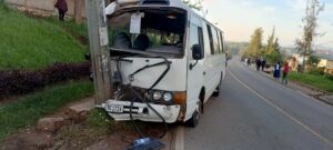 Muhanga Imodoka itwara abagenzi ikoze impanuka ikomeye