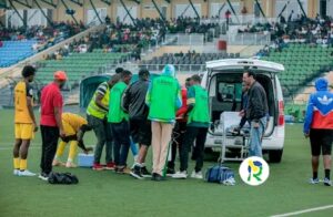 Impanuka ikomeye yabereye muri Stade ya Huye mu mukino wahuzaga Mukura VC na Gasogi United – AMAFOTO