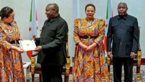 Perezida w’u Burundi Evariste Ndayishimiye yakiriye Minisitiri Kayikwamba wa DR Congo amuzaniye ubutumwa budasanzwe buvuye kwa mucuti we