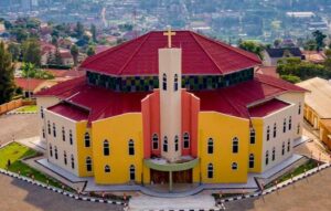 Imikono 1000 y’abarishyigikiye, miliyoni 2 Frw yo kwiyandikisha n’ibihano: Ibishya mu mabwiriza agenga amadini n’amatorero