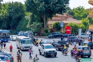 Kugura imodoka mu Rwanda bizajya bisafa ufite agatubutse gahagije! Ikinyabiziga gifite Pulake yihariye kigiye kujya cyishyura Miliyoni 5 zo kucyandika