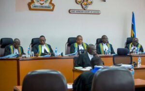 Abene-gihugu ubwabo bihagurukiye! Abanye-Congo batatu bajyanye Leta yabo ya RDC mu rukiko rwa EAC