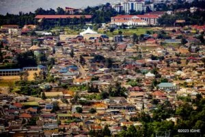 Kuba i Kigali bigiye kuzajya bibonwa n’umugabo! U Rwanda muri gahunda yo kugabanya abimukira mu Mujyi wa Kigali