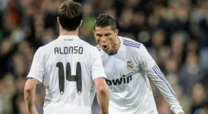 Yayitwariye ibikombe ari umukinnyi none yagizwe umutoza wayo! Ubuyobozi bwa Real Madrid bagiriye ikizere umukinnyi wahoze ayikinira, agirwa umutoza wayo