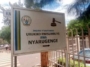 Umwarimu uregwa kwiba imodoka “umurega yahamagajwe mu rukiko arabura”