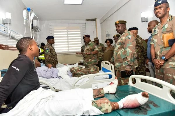 Abasirikare 4 ba Afurika y’Epfo bakomerekeye muri RDC baracyari mu bitaro (AMAFOTO)
