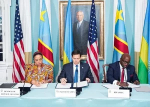 Amakuru mashya: Hamenyekanye itakiri yo gusinyaho amasezerano ya mbere y’amahoro y’u Rwanda na Congo