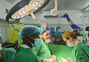 Amakuru mashya ku mwana w’amezi 10 wabazwe kanseri y’umwijima