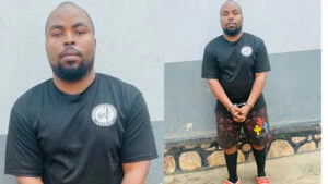 Abdoulkarim uzwi nka Burikantu bamufunze kubera ibyo yakoreye abakobwa babiri bari baje kumusura