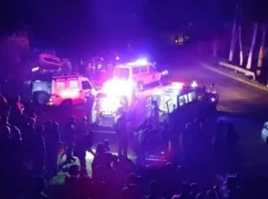 I Kamonyi habaye impanuka ikomeye aho ikamyo yagonze abantu 12