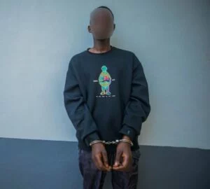 Yari ageze i Gicumbi ahunga! Polisi yataye muri yombi umusore ukekwaho kwiba hafi miliyoni 40 Frw