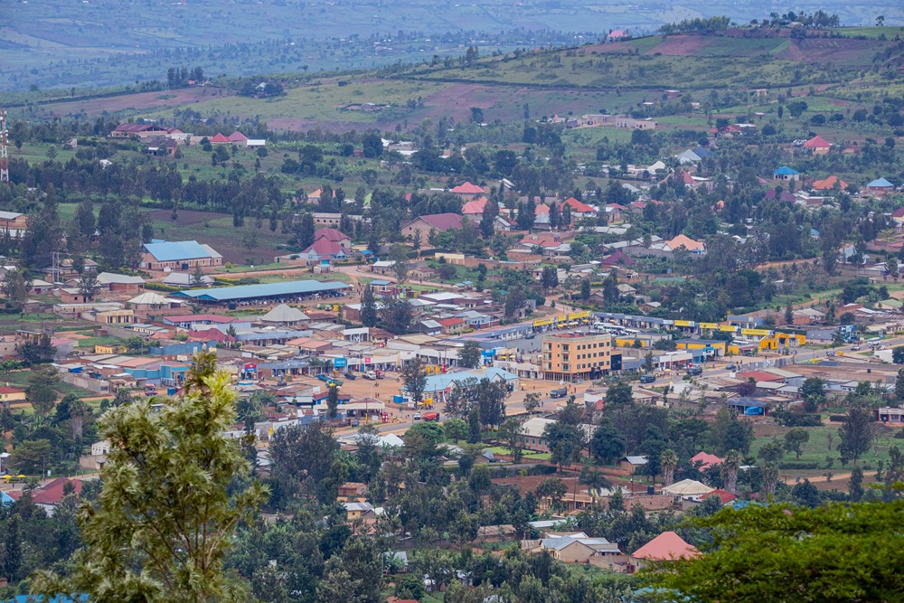 Umusore wo mu murenge wa Remera yambuye telefoni umukobwa bakundana ayirebyemo akubitwa n’inkuba ahita yiyahura