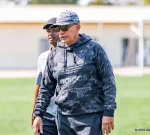 Umutoza wa Apr Fc yageneye ubutumwa abafana ba Apr Fc