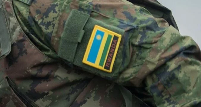 Umusirikare wa RDF yavuye mu butumwa ageze mu rugo yakirwa n’amakuru mabi ahita yica umugore we urw’agashinyaguro