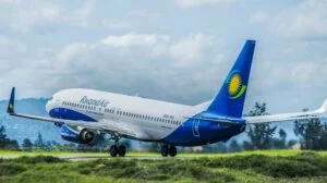 Ubu kuva Kigali – Kamembe watega indege ku mafaranga macye cyane! Ibiciro by’ingendo za RwandAir byagabanyijweho 50% kugeza mu 2026
